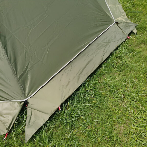 Tente polyvalente pour le camping en hiver
