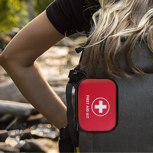 Trousse de secours compacte pour randonnées en plein air