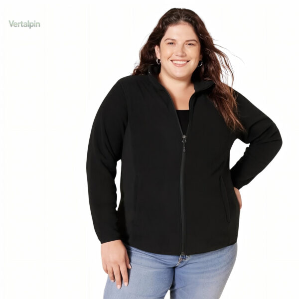 Veste polaire adaptée aux conditions climatiques variées