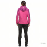 Veste imperméable et légère pour les trekkeuses